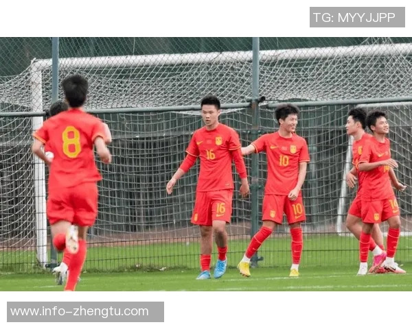 李宇轩助攻盛宸熙头球破门中国U15队暂时领先中国香港队1-0